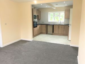 Kitchen/diner - click for photo gallery